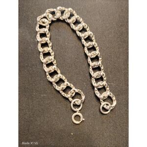 Vintage light and Airy Sterling Silver Patterned Ling Bracelet